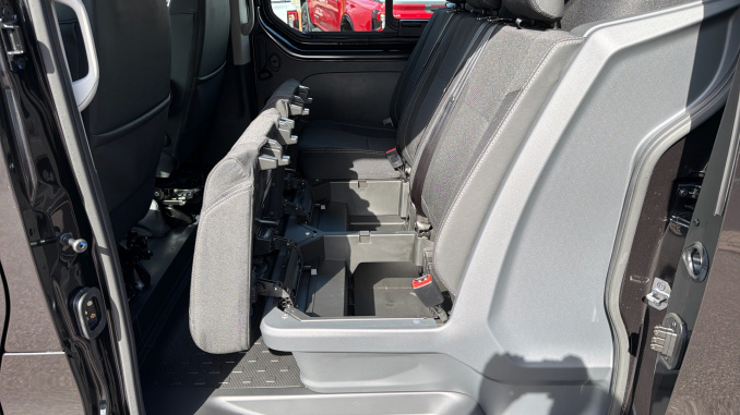 Renault Trafic Lwb Diesel LL30 Blue dCi 150 Extra [Safety] Crew Van - Image 42